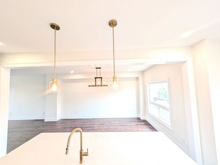 For Lease - 6544 Opera Glass Crescent, Mississauga, Ontario - Photo 5