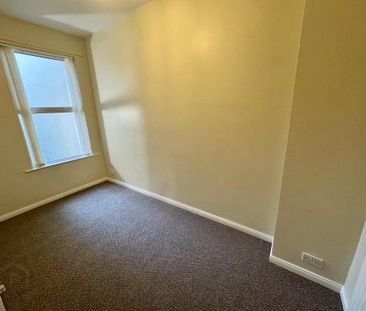 Unit 2, 50 Castleton Gardnes, Belfast, BT15 3BY - Photo 3