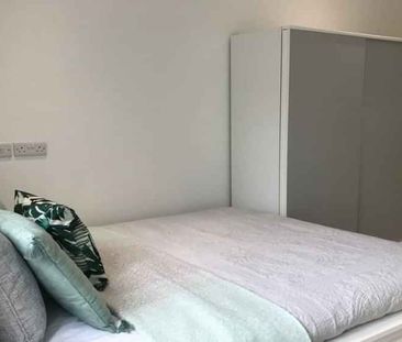 Studio (Single Bed) - Photo 4