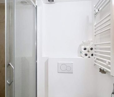 Studio met slaaphoek te huur in Etterbeek voor € 780 met 1 slaapkamer - Foto 2