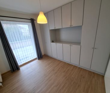 Een goed gelegen gelijkvloers appartement met ruim terras en autost... - Foto 5