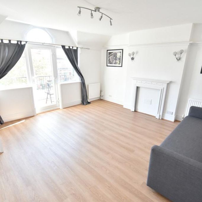 3 bedroom apartment to rent - Photo 1