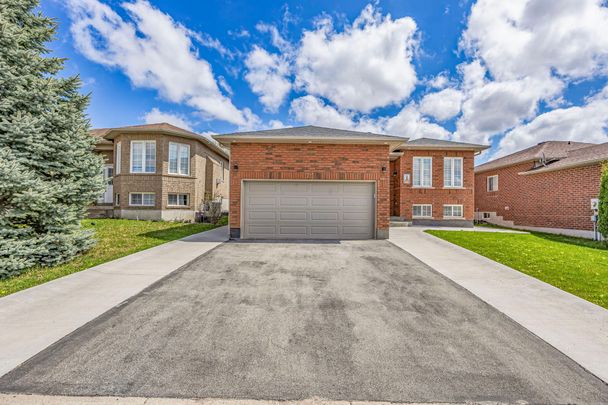 For Lease - 75 Coleman Drive, Barrie, Ontario - Photo 1