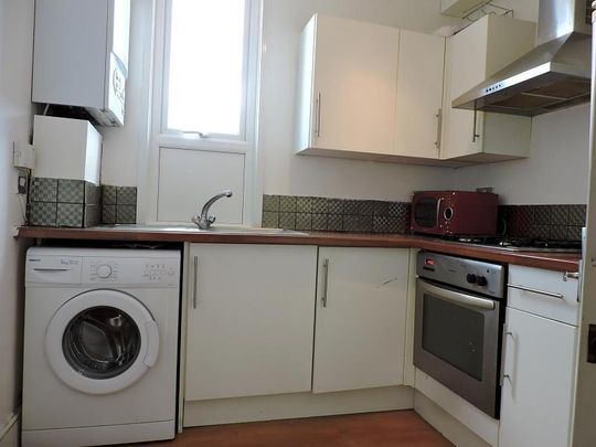 4 bedroom maisonette to rent - Photo 1