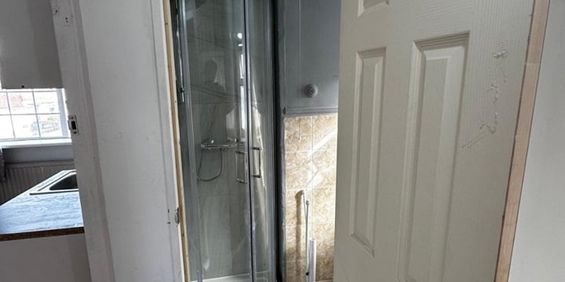 Room in a Shared House, Carlyon Road, HA0 - Photo 3