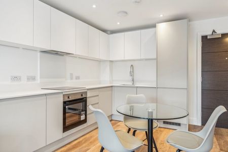 Bath Road, Slough, Berkshire,SL1 - Photo 5