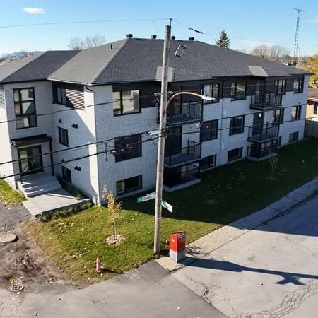 Magnifique Logement 4 1/2 et 5 1/2 - Photo 4