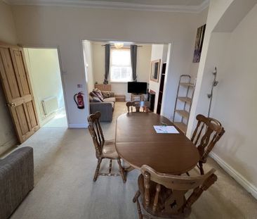 Chaucer Street, Lawrence Street - P1937 - Photo 6