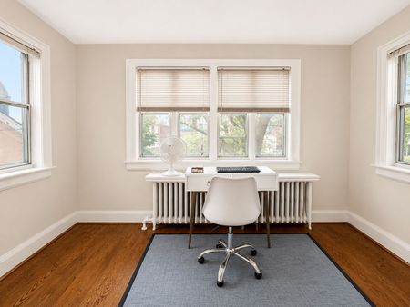 For Lease - 25 Ranleigh Avenue Unit# 2nd Floor unit, Toronto, Ontario - Photo 3