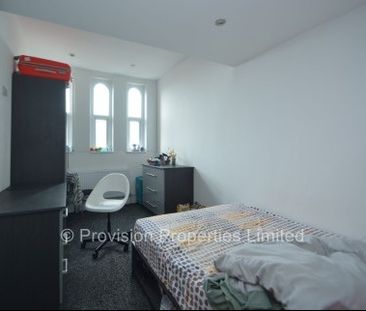 4 Bedroom Flat 2 Bathrooms - Photo 4