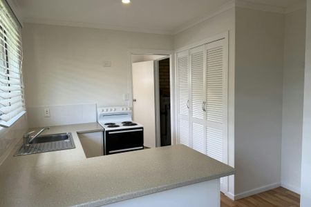 UNIT FOR LEASE - Photo 4