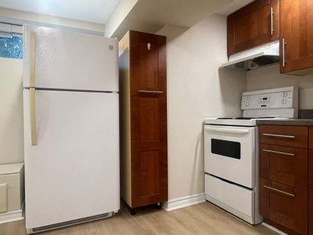 For Lease - 74 Newbury Drive Unit# Bmnt, Newmarket, Ontario - Photo 4