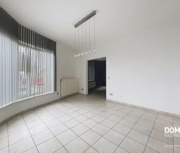 RUIM APPARTEMENT VAN 180 M² MET 2 SLAAPKAMERS, RUIME LEEFRUIMTE EN ... - Foto 4