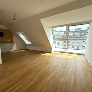 Provisionsfrei: Traumhafter 96m² DG-Erstbezug im topsanierten Altbau - 1100 Wien - Photo 1