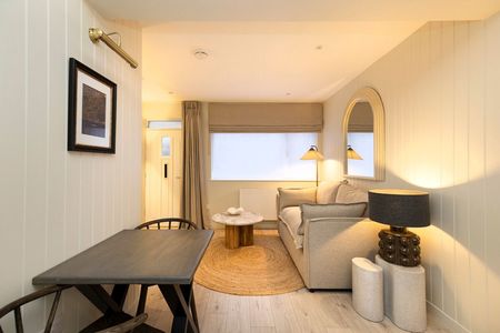 King's Stables Lane - Photo 5