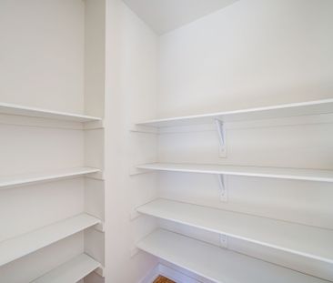 For Lease - 3046 Perkins Way, Oakville, Ontario - Photo 5