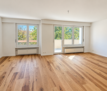 4.5-Zimmer-Wohnung mit Balkon ,1 Bad und 1 Seperaten WC in Füllinsd... - Foto 1