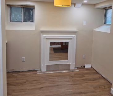 For Lease - 1 Maynard Avenue Unit# 2, Toronto, Ontario - Photo 6
