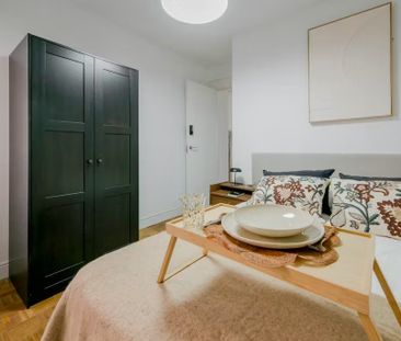 Calle de Leñeros, Madrid, Community of Madrid 28039 - Photo 2