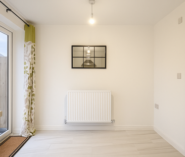 2 bedroom terraced house to rent - Photo 3