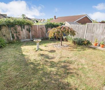 2 bedroom bungalow to rent - Photo 3