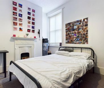 4 bedroom apartment to rent - Photo 4