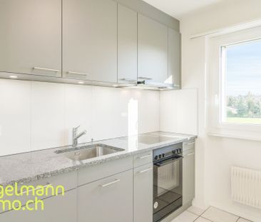 4 room apartment with balcony / Appartement de 4 pièces avec balcon - Foto 3