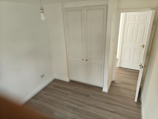 1 Bed Flat, Waterside Gardens, RG1 - Photo 1