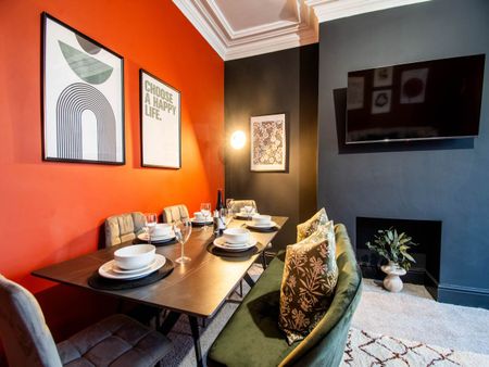 Harehills Avenue (Room 6), Chapeltown, Leeds - Photo 5