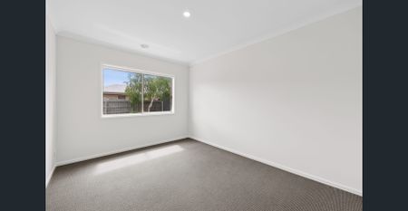 Family Home In A Quiet Court Location With 3.6m Gated Side Access - Photo 4