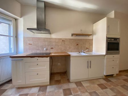 Location Appartement 5 pièces 115m² BESANCON 25000 - Photo 5