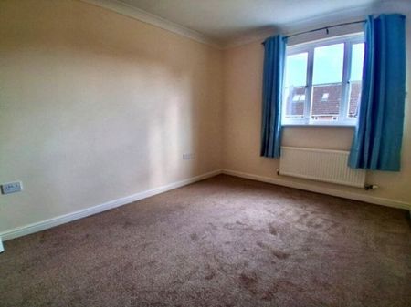 Strympole Way, Highfields Caldecote, Cambridge £1,850 pcm ⓘ The monthly or weekly payment required by the landlord. Read our glossary page , 4 bedrooms, detached house, to let * Tenant info - Photo 4