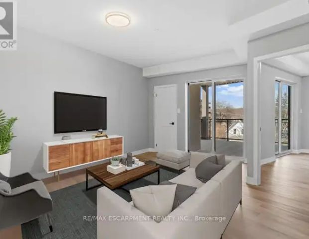508 - 5002 KING STREET | 508 - 5002 KING STREET, Lincoln - Photo 1