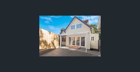 LOCATION, LOCATION, LOCATION - Photo 5