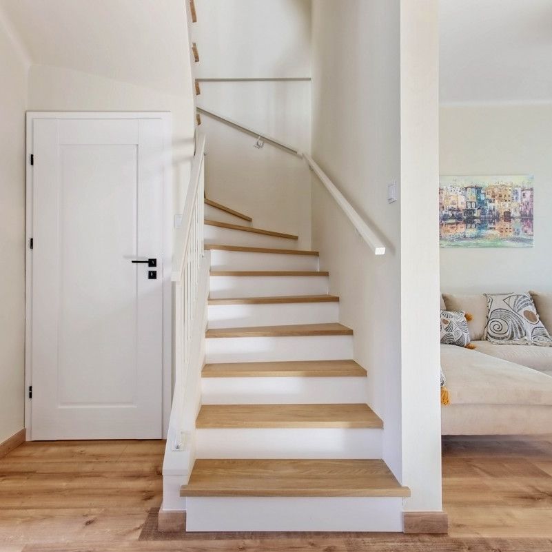 Wyjątkowy dom - skrajny segment, Wołoska - Zdjęcie 1