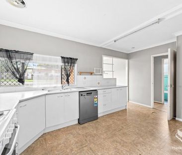 Convenient Runcorn Living - Photo 1