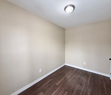 For Lease - 15 Forbes Street, London South, Ontario - Photo 3