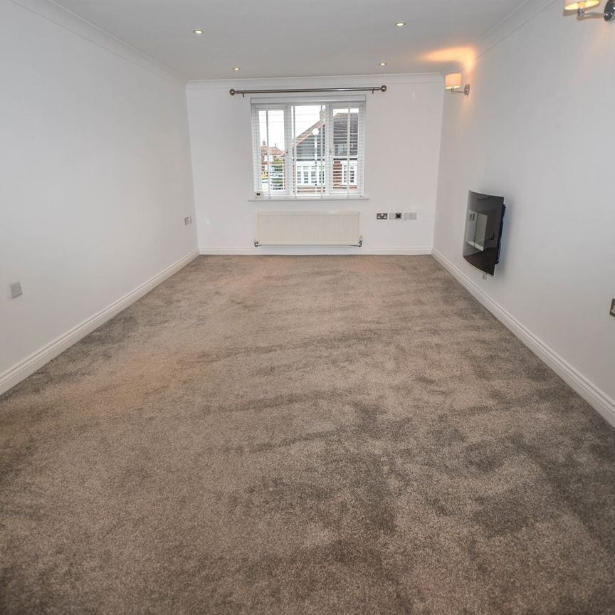 2 bed flat to rent in Orchard Court, Fulwell,Sunderland, SR6 - Photo 1