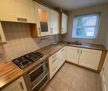 3 bedroom terraced house to rent - Photo 2
