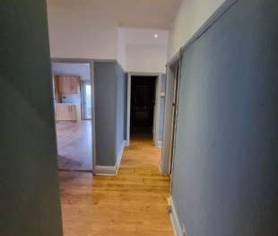 3 bedroom property to rent in Manchester - Photo 2