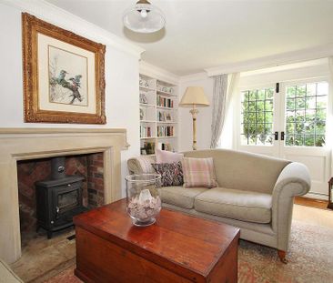 3 bedroom barn conversion to rent - Photo 1