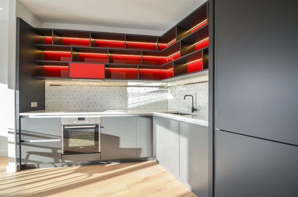 Modena House, London City Island, London, E14 - Photo 1