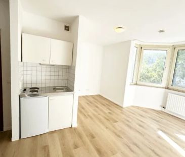 Schöne renovierte 1Z 20qm Wohnung in zentraler Lage in gepflegten M... - Foto 1