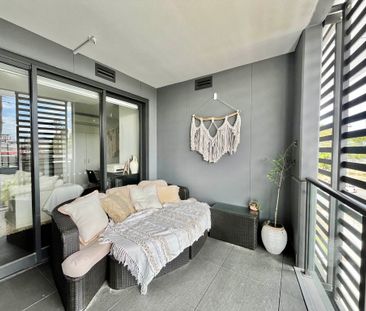 203/2 Charles Street, Charlestown - Photo 1