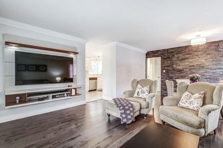 For Lease - 336 Skopit Road, Richmond Hill, Ontario - Photo 2