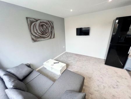 4 bedroom house share to rent - Photo 3