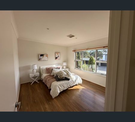17A Greenfield Crescent, West Lakes Shore, SA 5020 - Photo 5