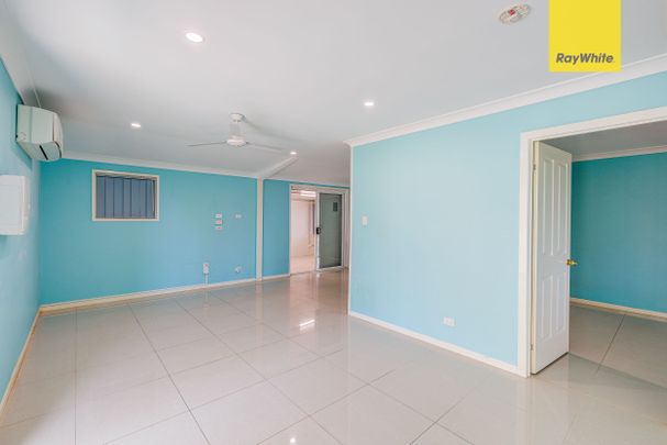 Peaceful Acreage Living - Independent Home, Including Water - Photo 1