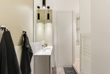 Chambre meublée dans appartement rénové – Tram T3 - Photo 3