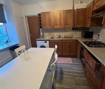 Room in a Shared House, Finchley Road, NW11 - Photo 2